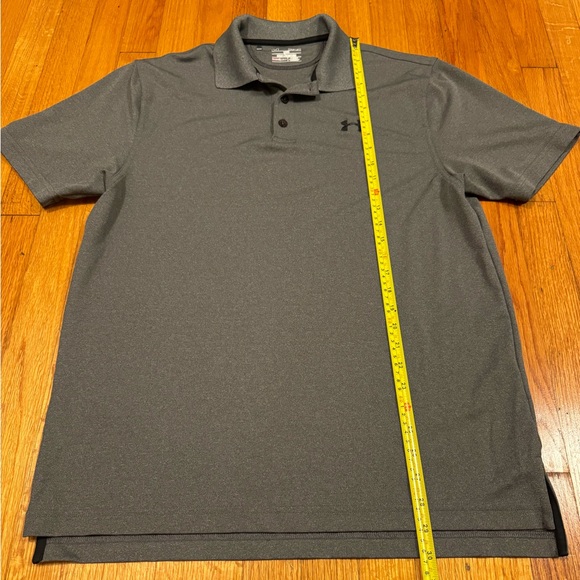 Under Armour Shirt Mens Medium Gray Loose Fit Heat Gear Short Sleeve - Picture 3 of 7